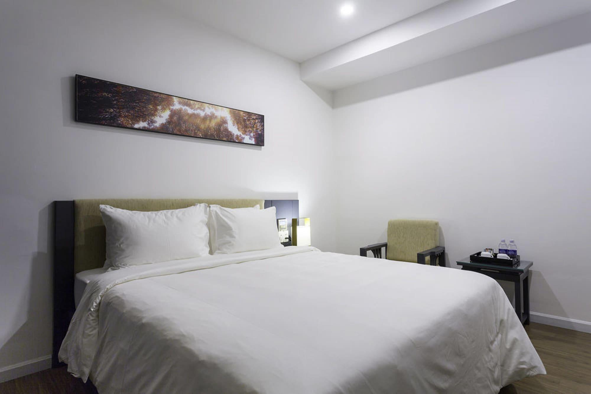 Calista Sai Gon Hotel Ho Chi Minh-stad Buitenkant foto